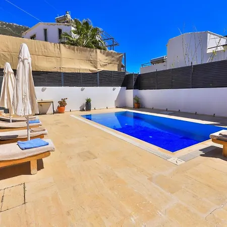Akbel 3 Bedroom 5468 ヴィラ *